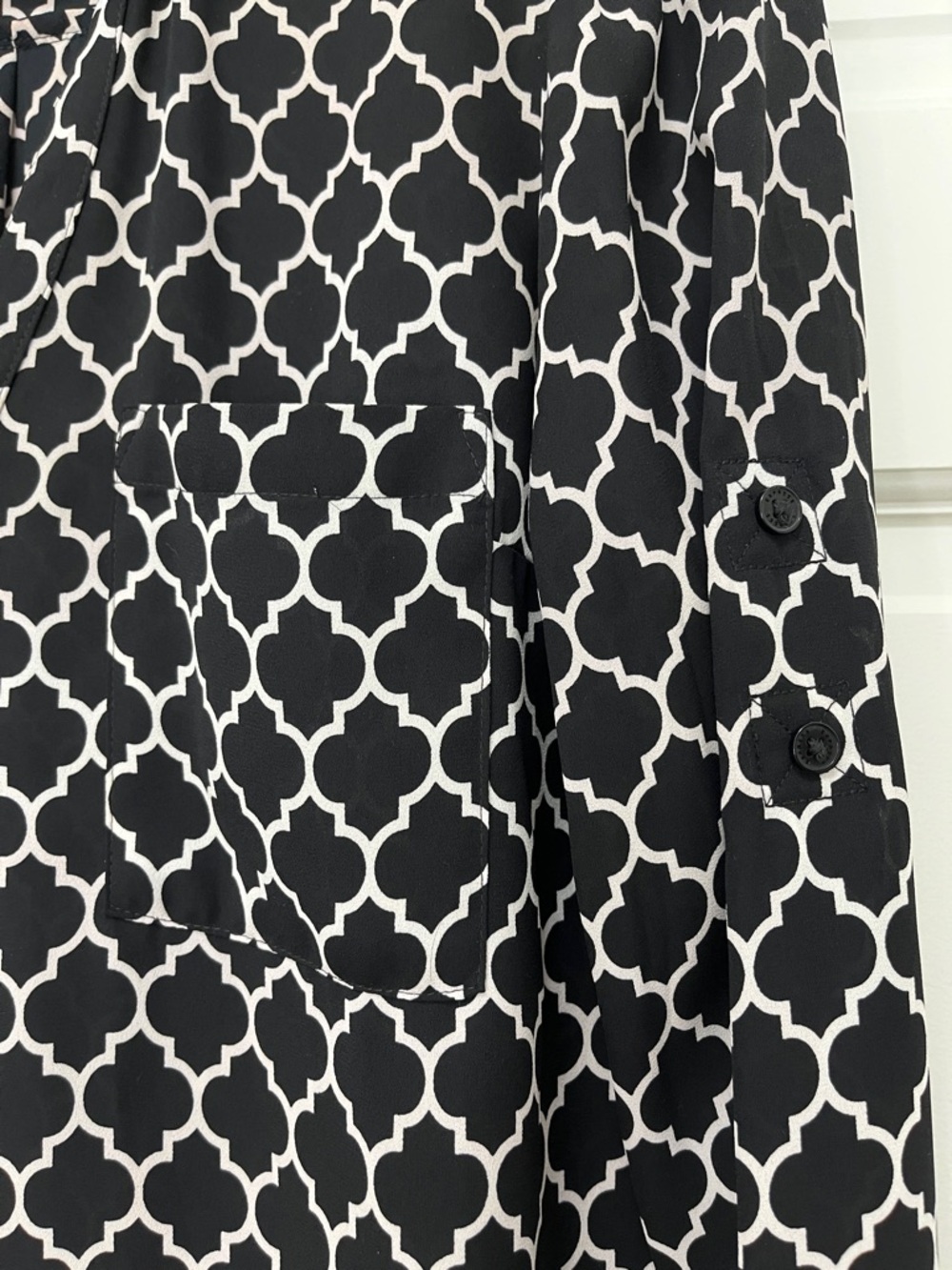 Express Portofino Slim Fit Black & White Trellis Button Up Shirt - Size Small - Picture 2 of 10